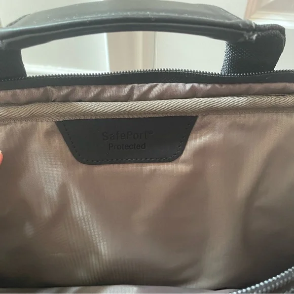 Laptop bag - Picture 8 of 9